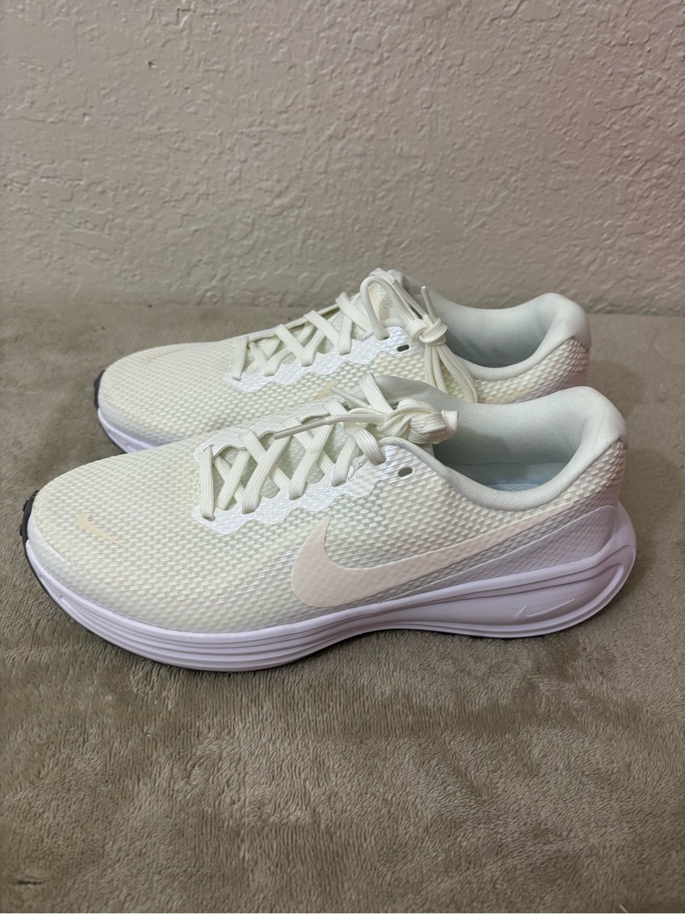 Nike Women's Off-White Mesh Running Sneakers